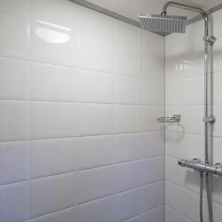 Bådhotel Boat In Leiden Near City Center & Museums Leiden