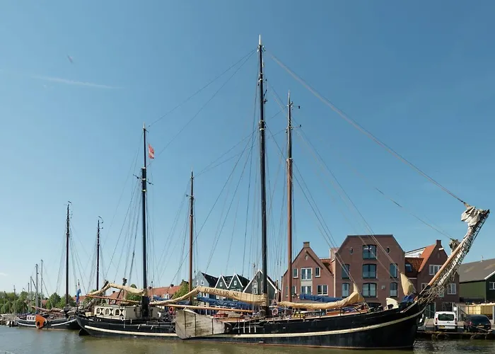 Tekne Boat In Leiden Near City Center & Museums Leiden